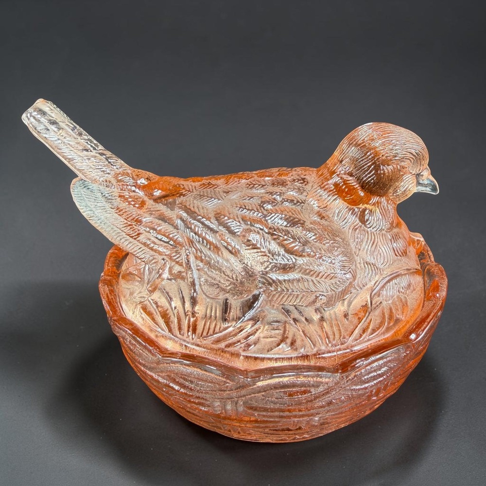 Heisey Hsinchu Glass Pink Bird on Nest Trinket Dish Basketweave 4x6 Vintage